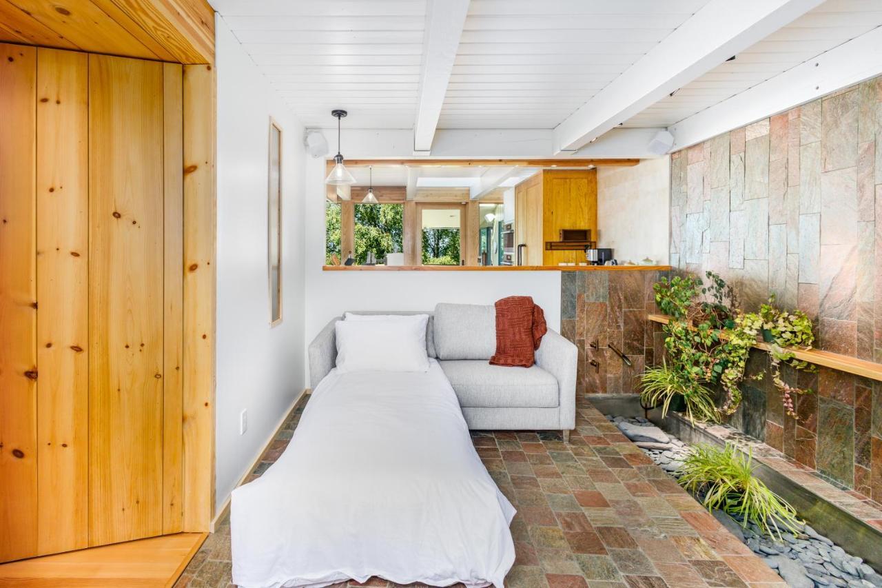 Downtown Oceanview Luxury Home アンカレッジ エクステリア 写真